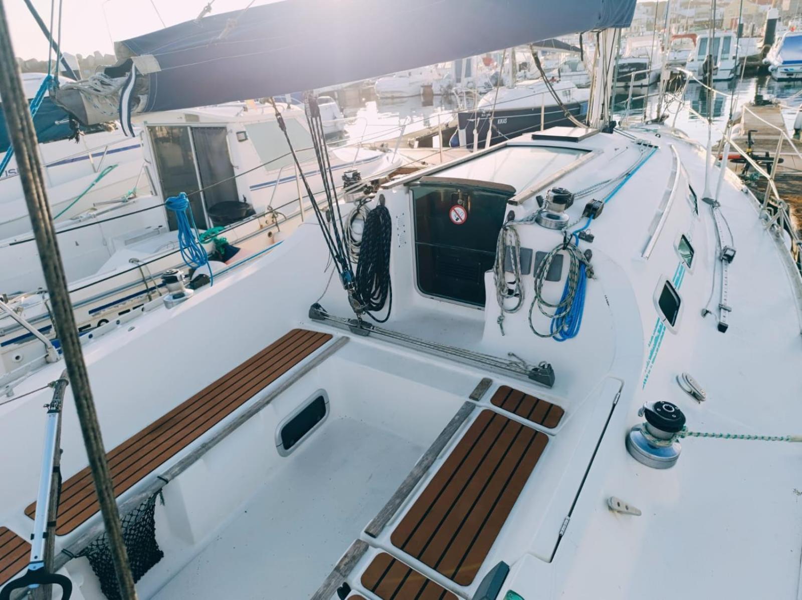 Barco A Vela Em Peniche - West Sailing Hotel ภายนอก รูปภาพ