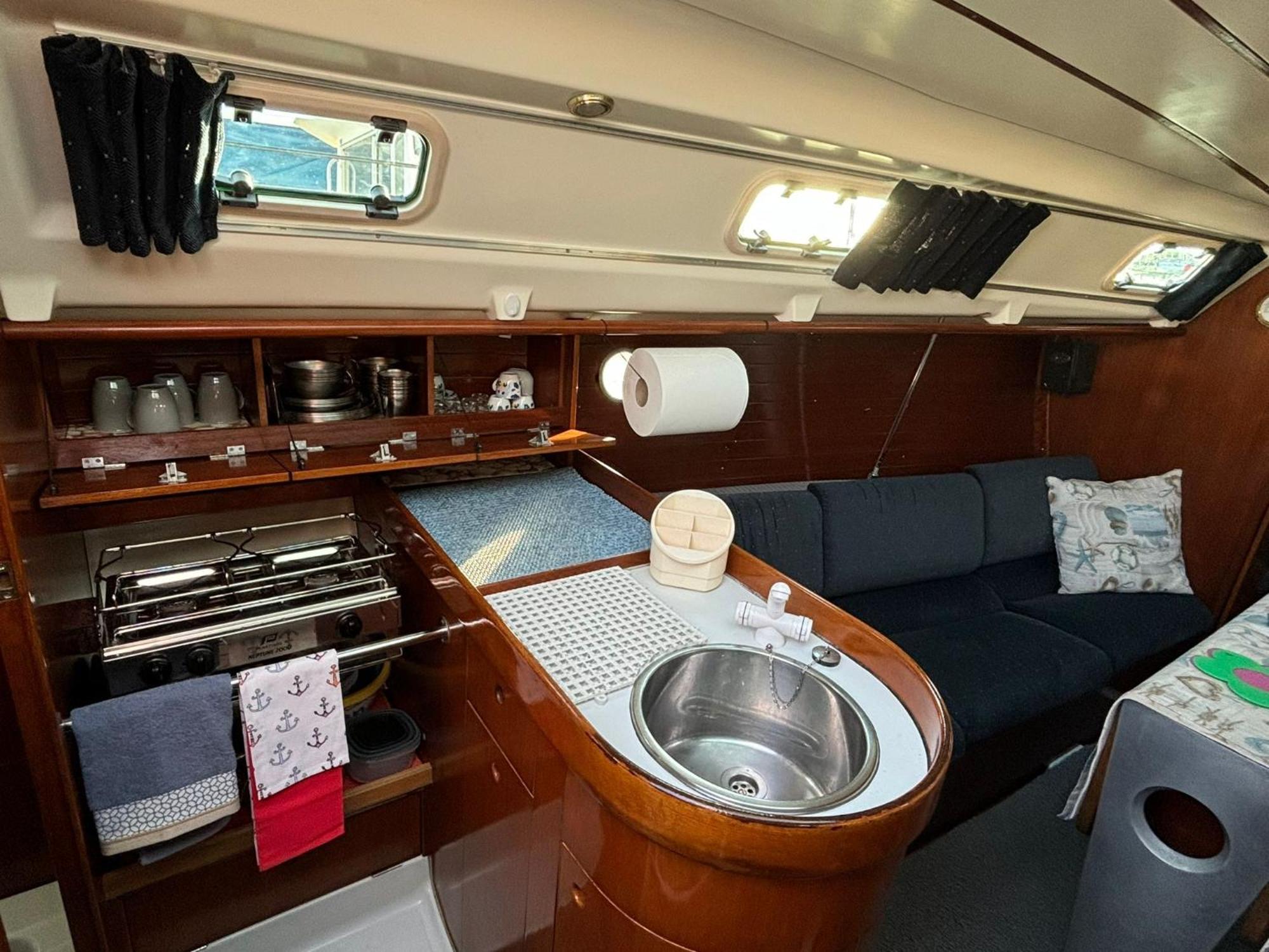 Barco A Vela Em Peniche - West Sailing Hotel ภายนอก รูปภาพ