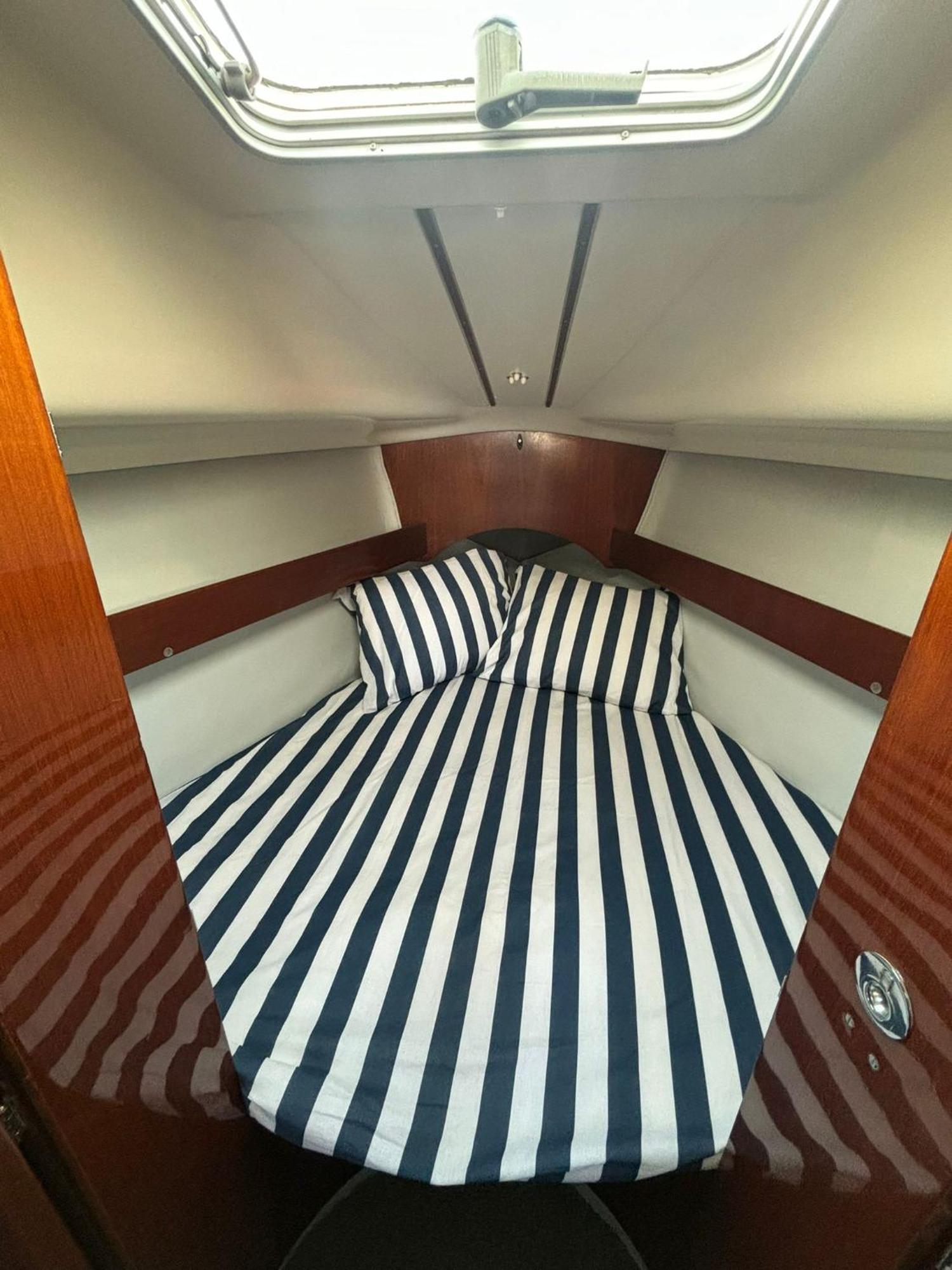 Barco A Vela Em Peniche - West Sailing Hotel ภายนอก รูปภาพ