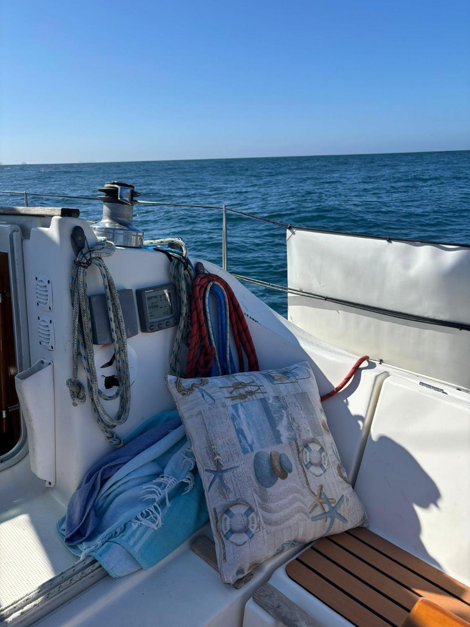 Barco A Vela Em Peniche - West Sailing Hotel ภายนอก รูปภาพ